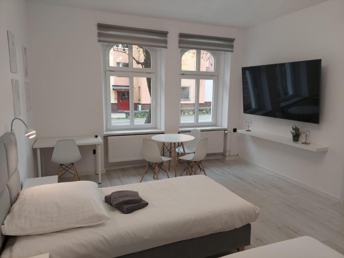 Apartament na weekend Świdnica Buitenkant foto