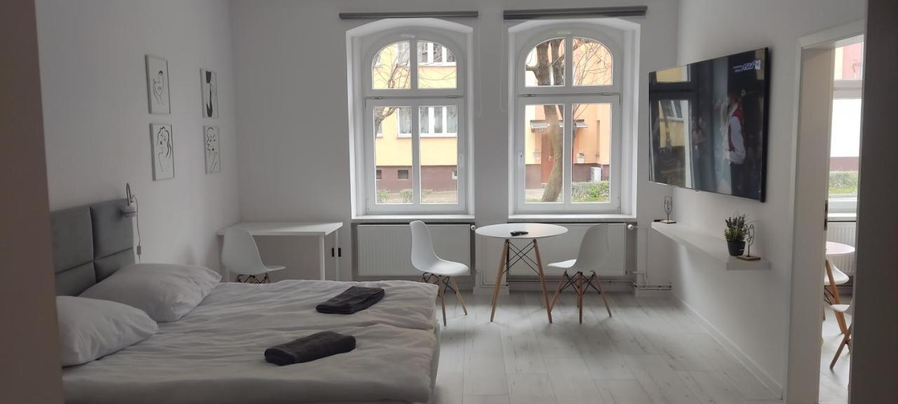 Apartament na weekend Świdnica Buitenkant foto